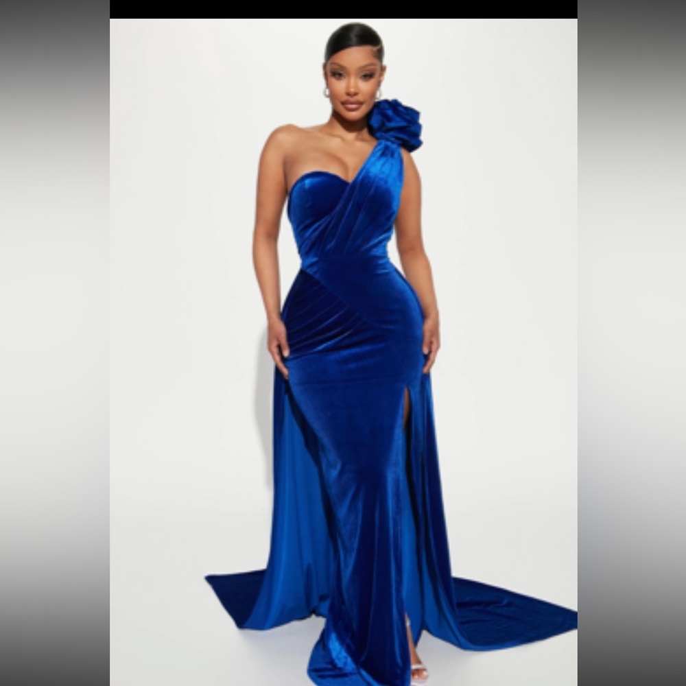 Fashion Nova Rosalia Velvet Maxi Dress Royal